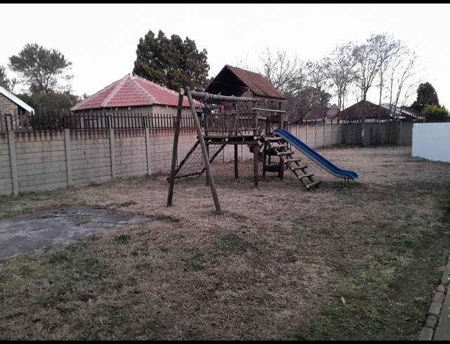 3 BEDROOM HOUSE FOR SALE IN BONANNE